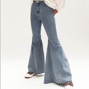 Free people Just Float On Flare Jeans